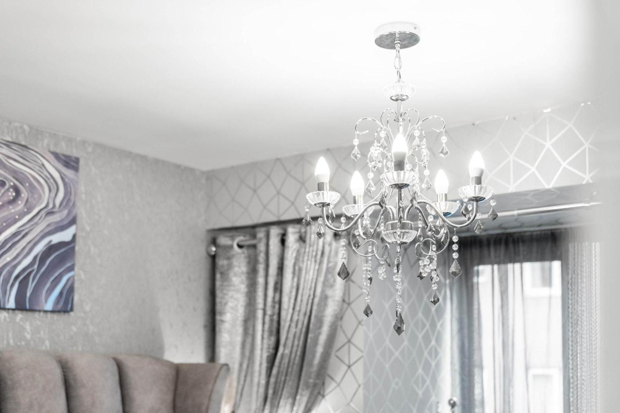 Luxury 1 Bed Flat With Parking 11K - Top Rated - Netflix - Wifi - 70 Inch Smart Tv - Birmingham City Centre - Tv In Bedroom - Top Rated Экстерьер фото